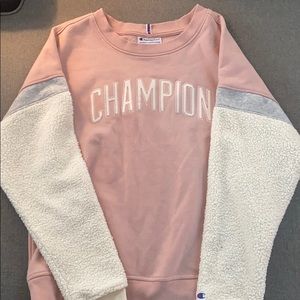 Champion Sweatshirt - Size Small